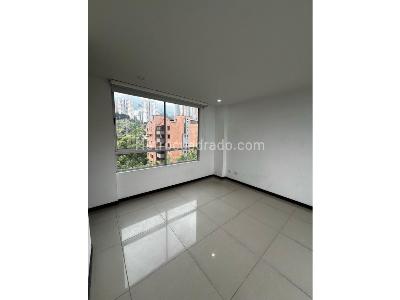 Apartamento de 3 alcobas en venta en El Poblado, Medellín, 117 m² · foto 3 de 20