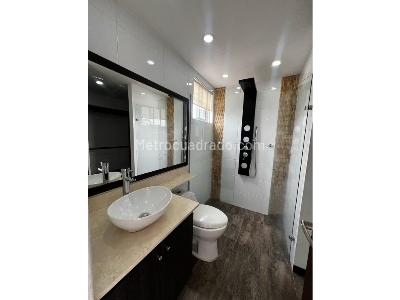 Apartamento de 3 alcobas en venta en El Poblado, Medellín, 117 m² · foto 5 de 20