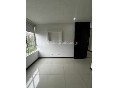 Apartamento de 3 alcobas en venta en El Poblado, Medellín, 117 m² · foto 13 de 20