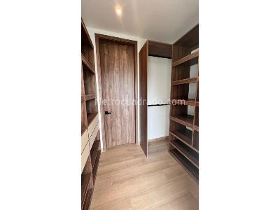 Casa de 5 alcobas en venta en Barro Blanco, Rionegro, 235 m² · foto 5 de 12