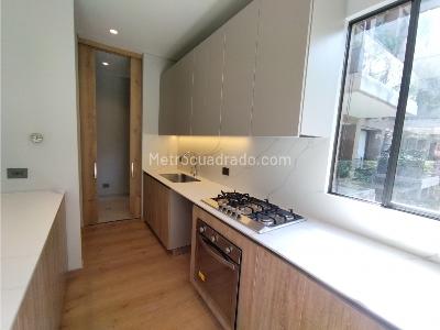 Apartamento de 2 alcobas en venta en Castropol, Medellín, 122 m² · foto 6 de 20