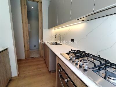 Apartamento de 2 alcobas en venta en Castropol, Medellín, 122 m² · foto 7 de 20