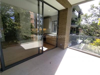 Apartamento de 2 alcobas en venta en Castropol, Medellín, 122 m² · foto 10 de 20