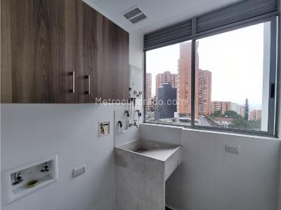 Apartamento de 3 alcobas en venta en Transversal Intermedia, Envigado, 100 m² · foto 6 de 9