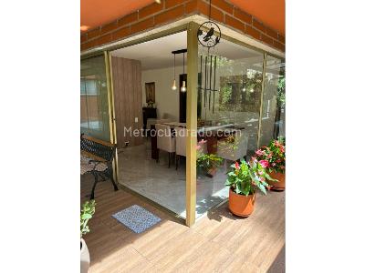 Apartamento en venta en El Poblado, Medellín · foto 4 de 13