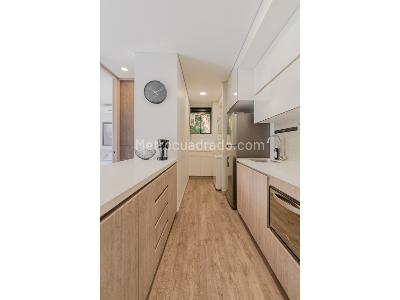 Apartamento de 2 alcobas en venta en Los Balsos, Medellín, 72 m² · foto 8 de 14