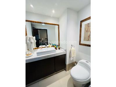 Apartamento de 4 alcobas en venta en Poblado San Lucas, Medellín, 450 m² · foto 10 de 20