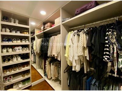 Apartamento en venta en El Poblado, Medellín · foto 17 de 20