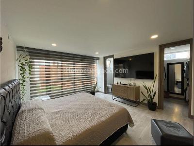 Apartamento de 3 alcobas en venta en Castropol, Medellín, 128 m² · foto 5 de 5