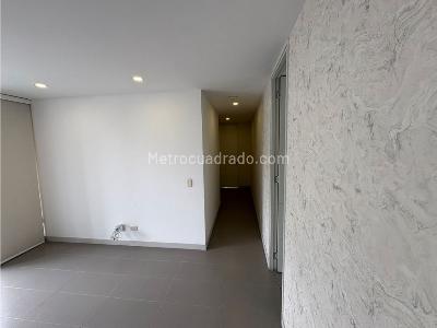 Apartamento de 3 alcobas en venta en Alto De Las Palmas, Medellín, 80 m² · foto 7 de 20