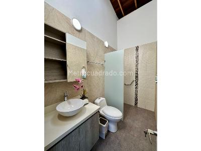 Casa de 5 alcobas en venta en Envigado, Envigado · foto 14 de 20