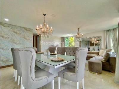 Apartamento de 3 alcobas en venta en Castropol, Medellín, 130 m² · foto 12 de 20