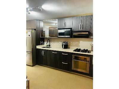Apartamento en venta en El Poblado, Medellín · foto 3 de 20