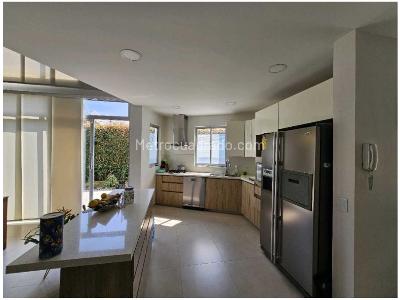 Casa de 4 alcobas en venta en Gualanday, Rionegro, 800 m² · foto 17 de 20