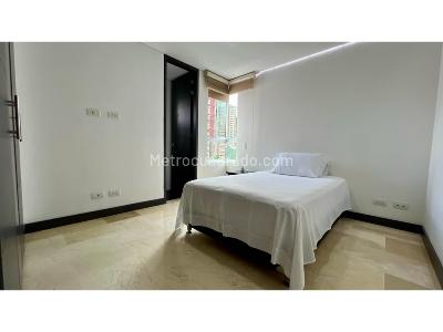 Apartamento de 3 alcobas en venta en El Poblado, Medellín, 139 m² · foto 11 de 14