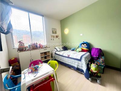 Apartamento de 3 alcobas en venta en El Esmeraldal, Envigado, 127 m² · foto 14 de 20