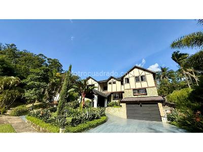 Casa de 5 alcobas en venta en El Poblado, Medellín, 2000 m² · foto 5 de 20