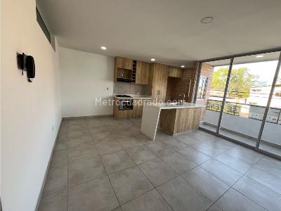 Apartamento en venta en La Castellana, Medellín · foto 2 de 20