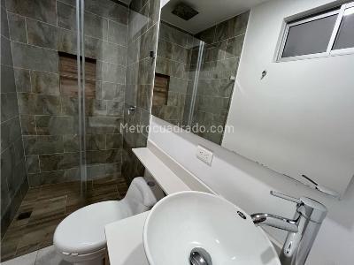 Apartamento en venta en La Castellana, Medellín · foto 7 de 20