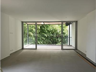 Casa de 3 alcobas en venta en El Esmeraldal, Envigado, 440 m² · foto 2 de 20