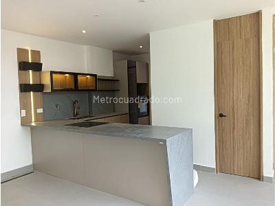 Casa de 3 alcobas en venta en El Esmeraldal, Envigado, 440 m² · foto 9 de 20