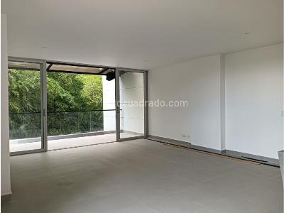 Casa de 3 alcobas en venta en El Esmeraldal, Envigado, 440 m² · foto 15 de 20