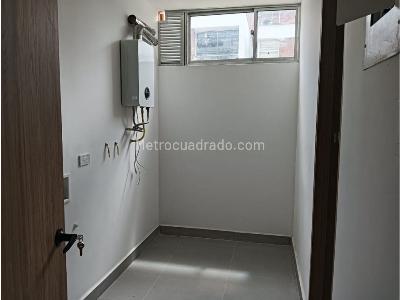 Casa de 3 alcobas en venta en El Esmeraldal, Envigado, 440 m² · foto 19 de 20