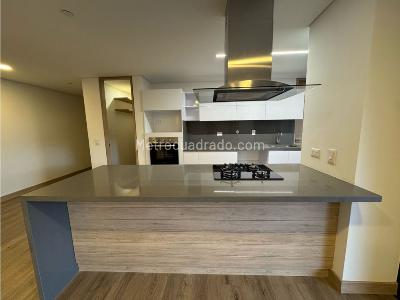 Apartamento de 4 alcobas en venta en Llanogrande, Rionegro, 174 m² · foto 2 de 20