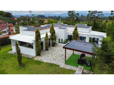 Casa de 4 alcobas en venta en Llanogrande, Rionegro, 350 m² · foto 2 de 20