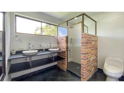Casa de 4 alcobas en venta en Llanogrande, Rionegro, 350 m² · foto 11 de 20