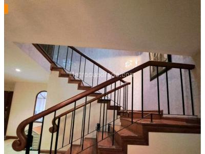 Casa de 5 alcobas en venta en El Poblado, Medellín, 344 m² · foto 4 de 20