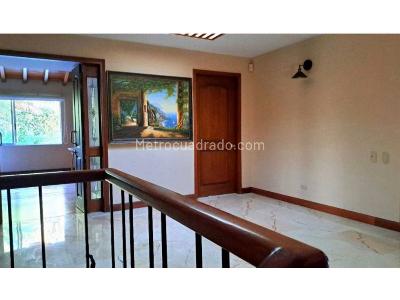 Casa de 5 alcobas en venta en El Poblado, Medellín, 344 m² · foto 13 de 20