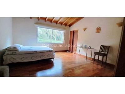 Casa de 5 alcobas en venta en El Poblado, Medellín, 344 m² · foto 19 de 20