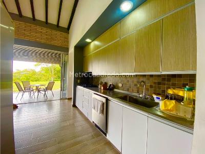 Casa de 4 alcobas en venta en Ojo De Agua, Rionegro · foto 9 de 20