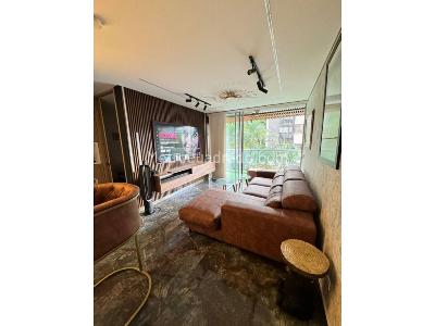 Apartamento de 2 alcobas en venta en Poblado El Campestre, Medellín, 69 m² · foto 2 de 14