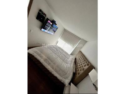 Apartamento de 2 alcobas en venta en Poblado El Campestre, Medellín, 69 m² · foto 13 de 14
