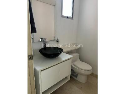 Apartamento de 3 alcobas en venta en El Poblado, Medellín, 240 m² · foto 5 de 20
