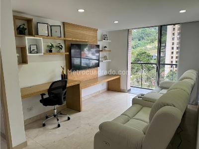 Apartamento de 3 alcobas en venta en El Poblado, Medellín, 240 m² · foto 19 de 20