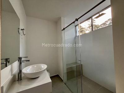 Casa de 3 alcobas en venta en San Antonio De Pereira, Rionegro, 162 m² · foto 6 de 20