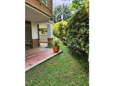 Casa de 5 alcobas en venta en El Chocho, Envigado, 370 m² · foto 5 de 20