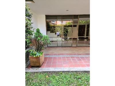 Casa de 5 alcobas en venta en El Chocho, Envigado, 370 m² · foto 7 de 20
