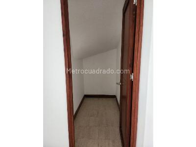 Casa de 5 alcobas en venta en El Chocho, Envigado, 370 m² · foto 11 de 20
