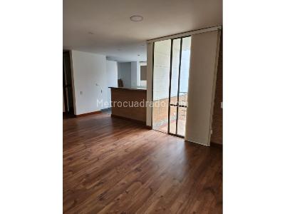 Casa de 5 alcobas en venta en El Chocho, Envigado, 370 m² · foto 12 de 20