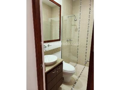 Casa de 5 alcobas en venta en El Chocho, Envigado, 370 m² · foto 16 de 20