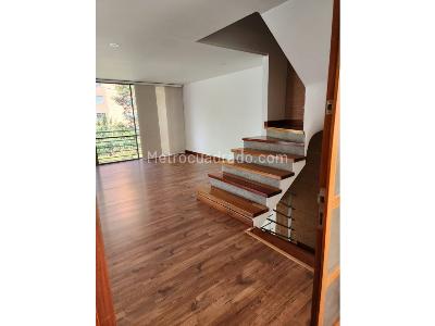 Casa de 5 alcobas en venta en El Chocho, Envigado, 370 m² · foto 19 de 20