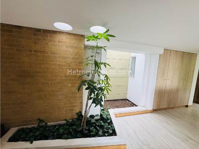 Casa de 3 alcobas en venta en Alto De Las Palmas, Medellín, 330 m² · foto 6 de 20