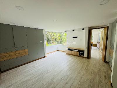 Casa de 3 alcobas en venta en Alto De Las Palmas, Medellín, 330 m² · foto 19 de 20