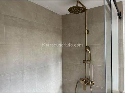 Apartamento en venta en El Poblado, Medellín · foto 8 de 20