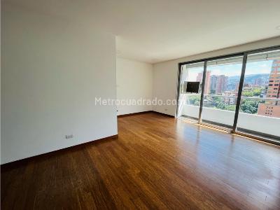 Apartamento de 2 alcobas en venta en El Poblado, Medellín, 88 m² · foto 3 de 20