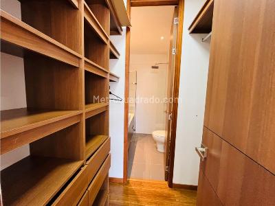 Apartamento de 2 alcobas en venta en El Poblado, Medellín, 88 m² · foto 5 de 20